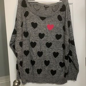 Heart Print Raglan Sweater from Torrid (size 3)